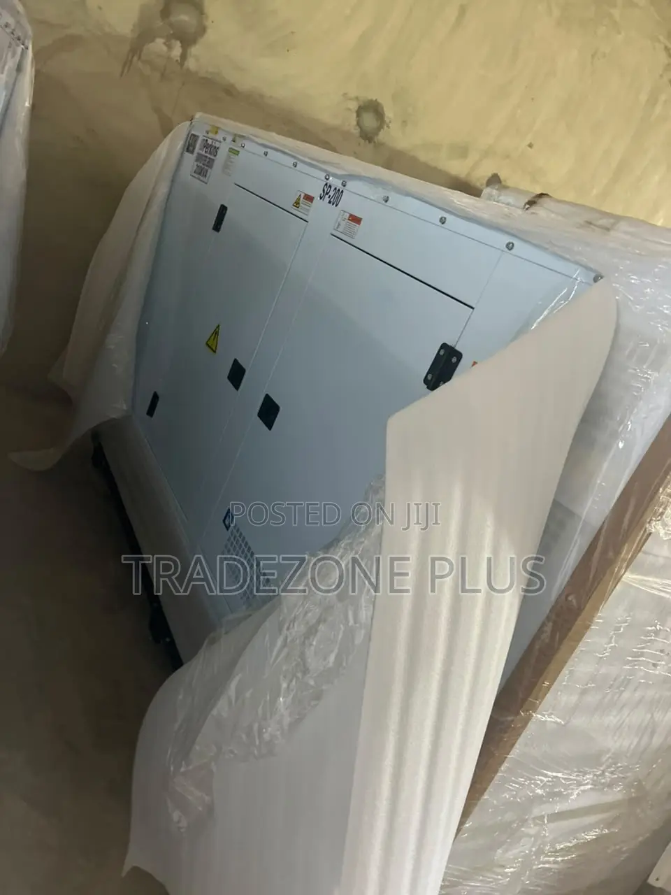 Perkins Soundproof 200KVA Generator Available for Sale