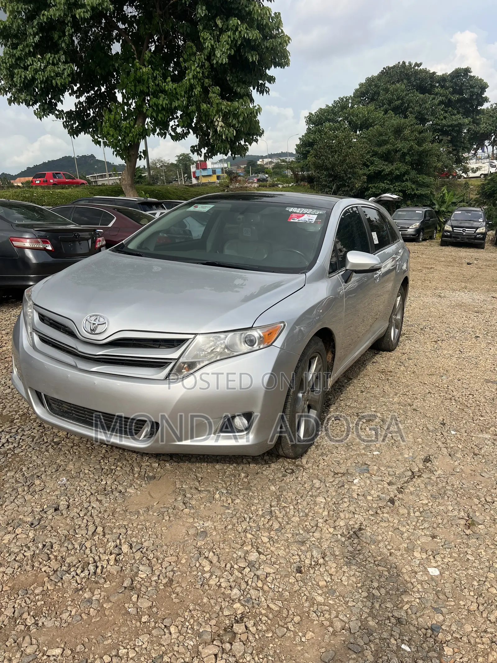 Toyota Venza LE 2010 Silver