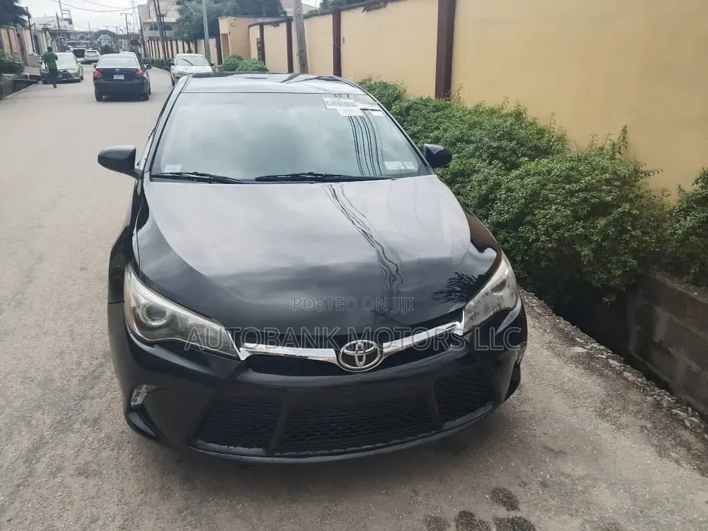 Toyota Camry SE 4dr Sedan (2.5L 4cyl 6A) 2016 Blue