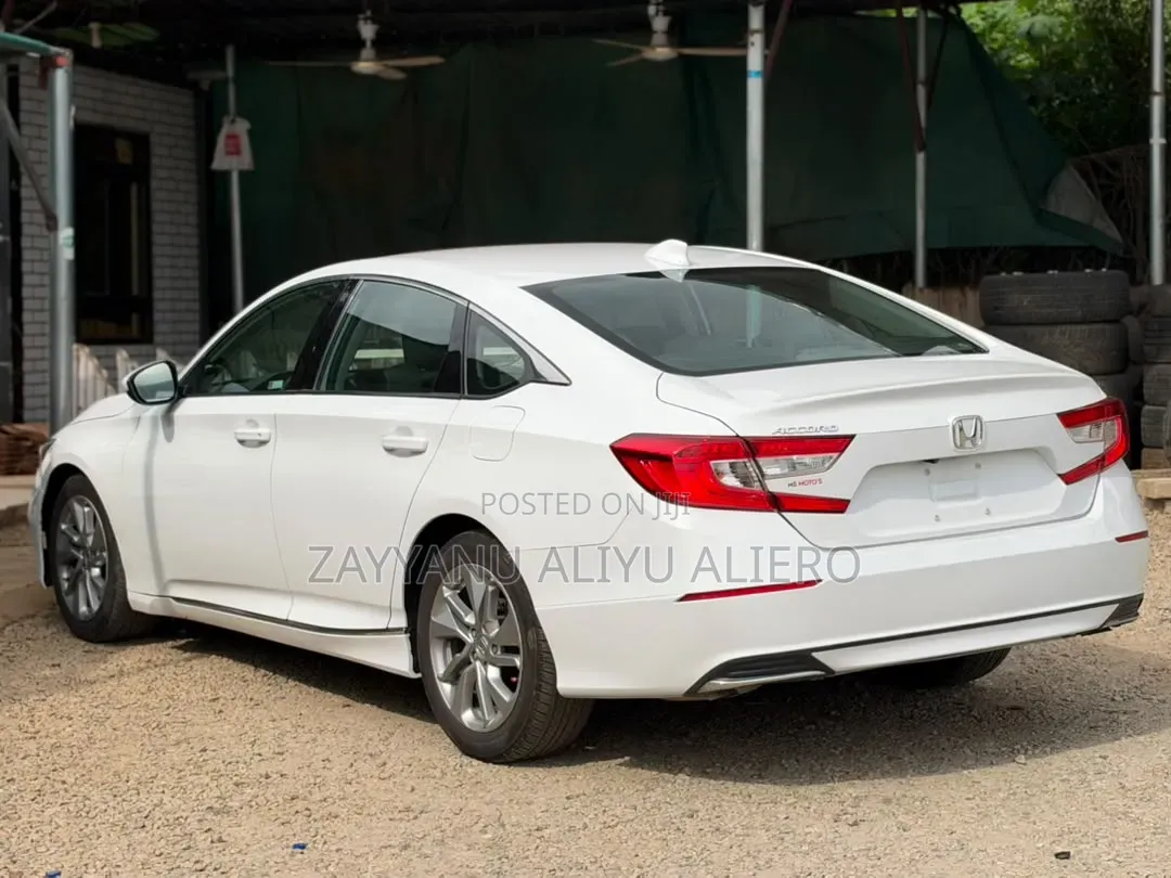 Honda Accord 2019 White
