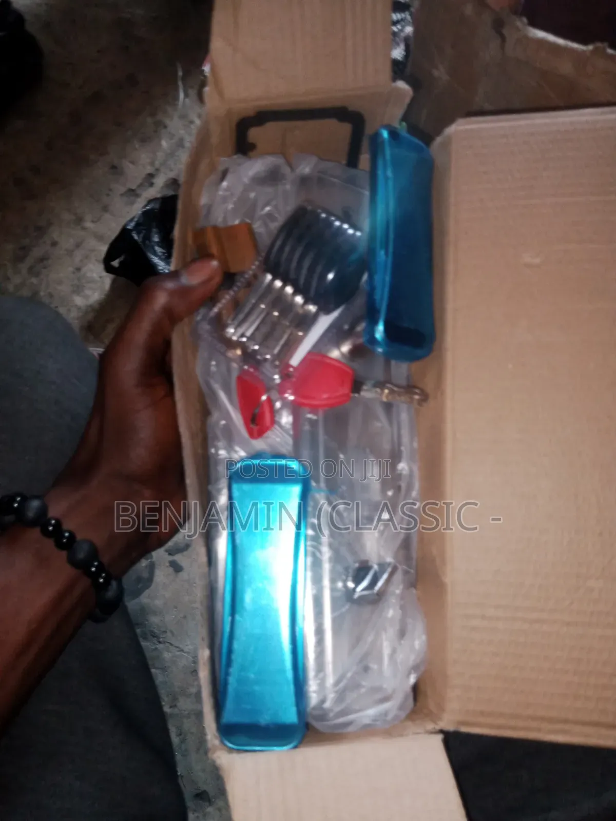 Door Repair Near Me – Locks, Handles, Hinges Frames