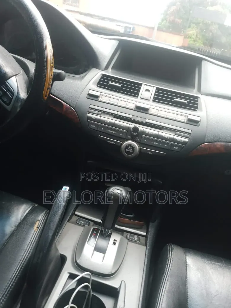 Honda Accord Crosstour 2010 Black