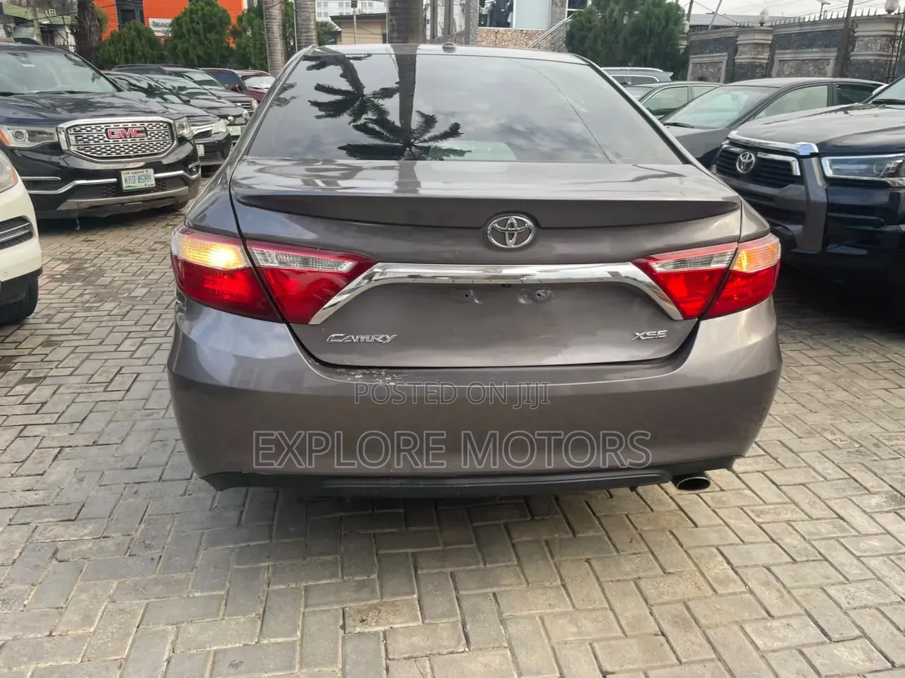 Toyota Camry 2017 Gray