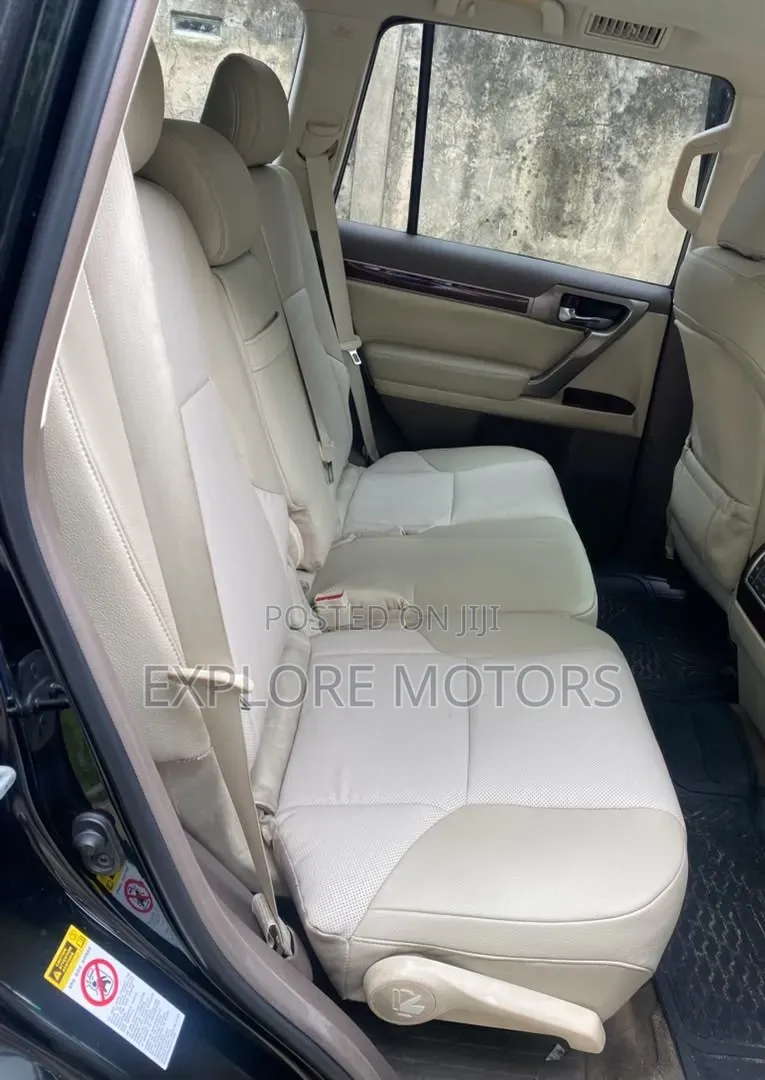Lexus GX 2011 Black