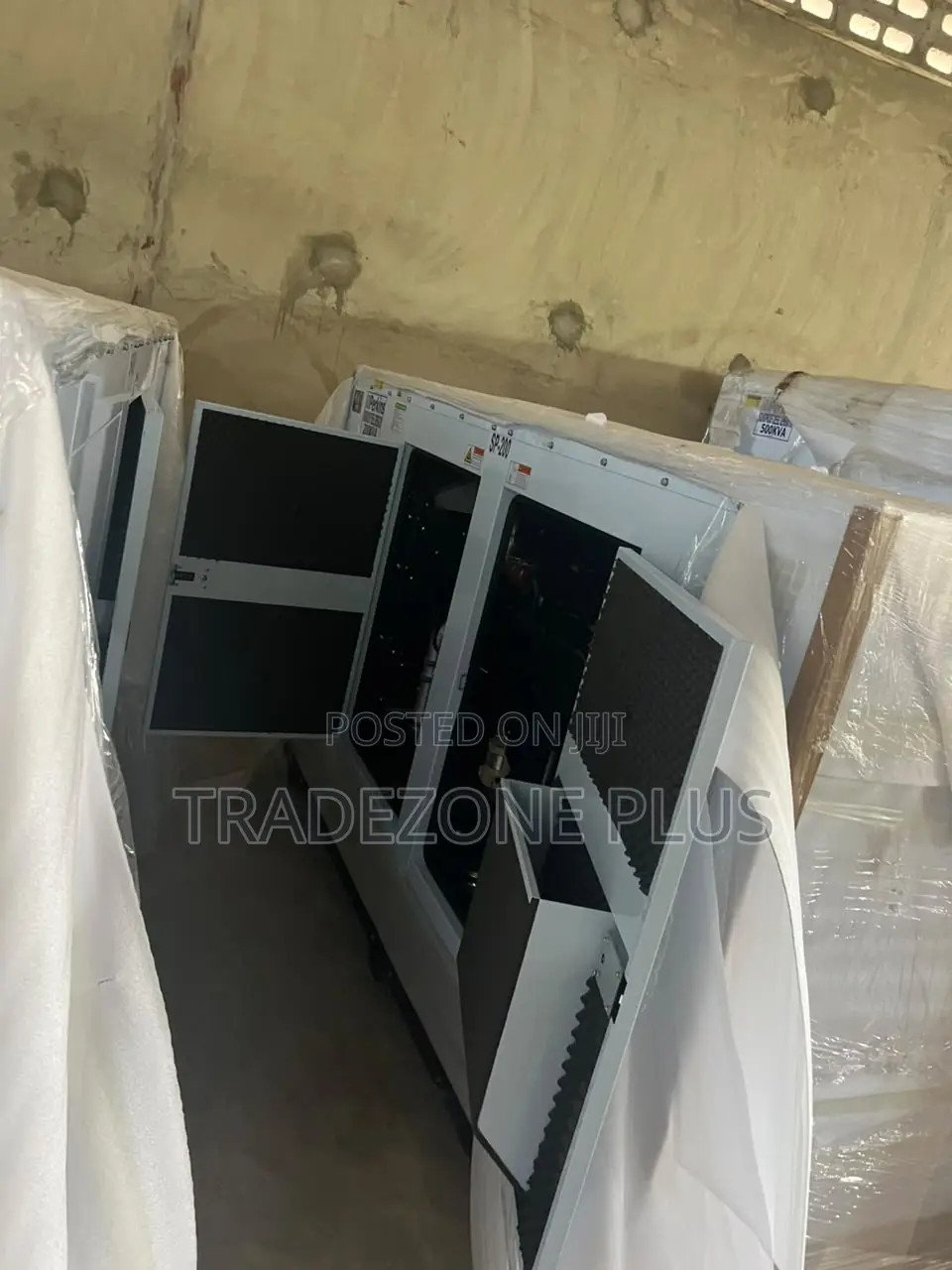 200KVA Perkins Soundproof Generator – Dependable Power Supply