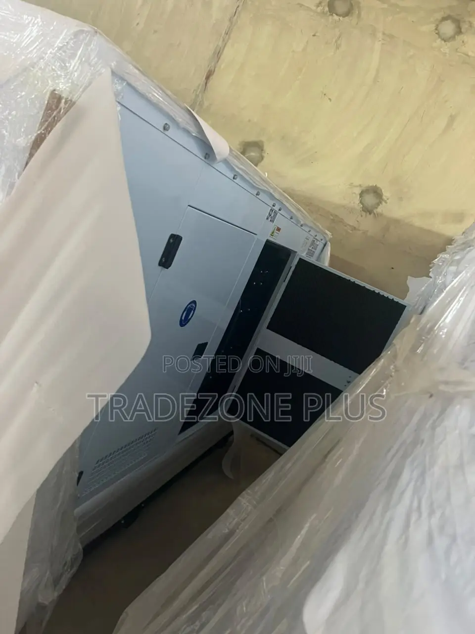Perkins 200KVA Silent Diesel Generator – Business Power Solution