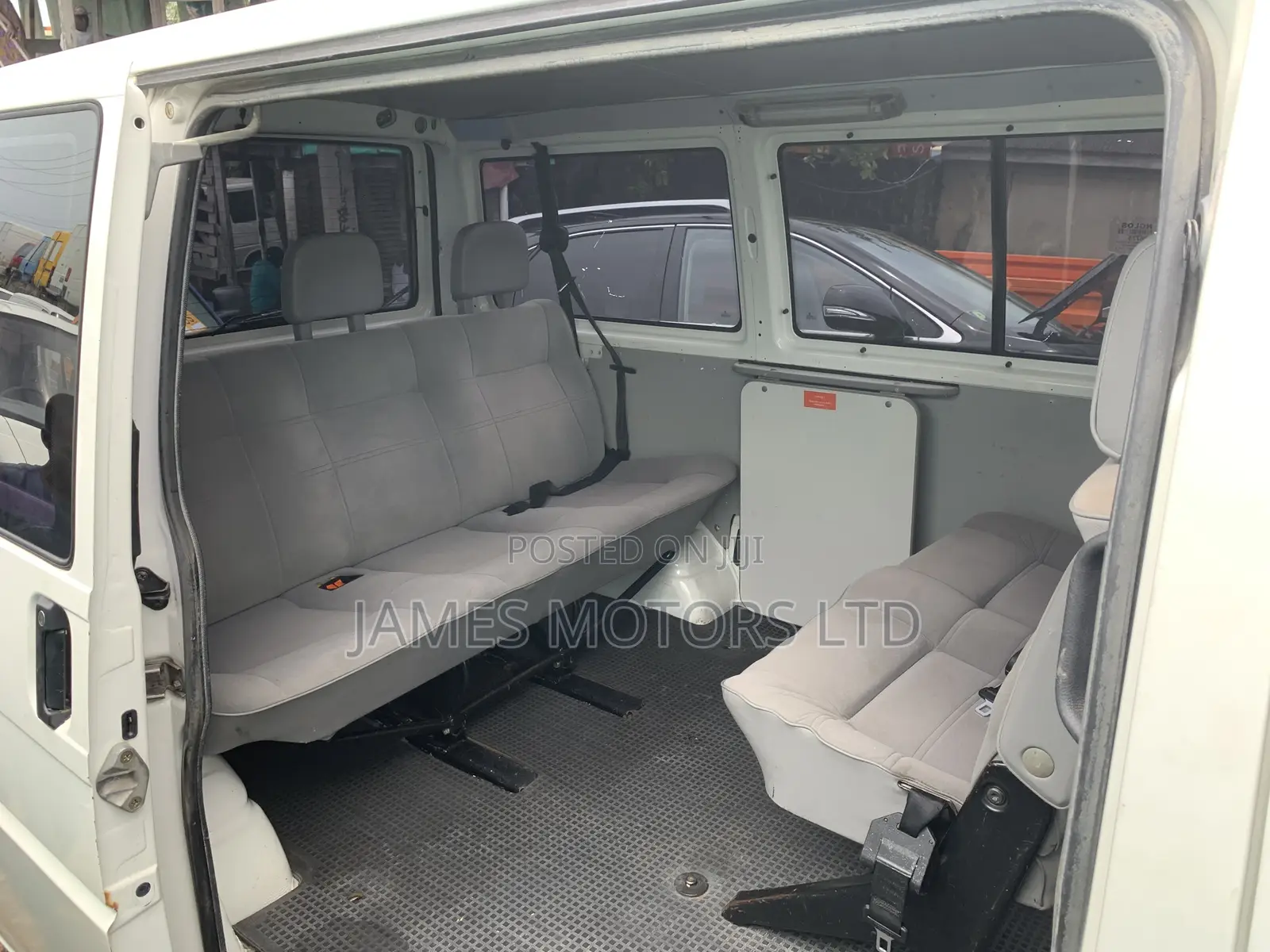 Volkswagen Transporter 2007 White