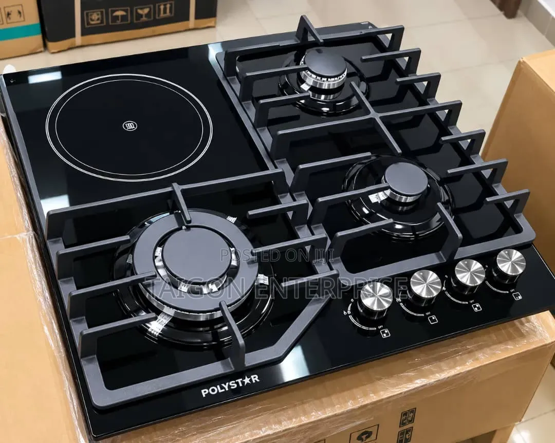 3 Gas Burners and 1 Electric Cooker in Built