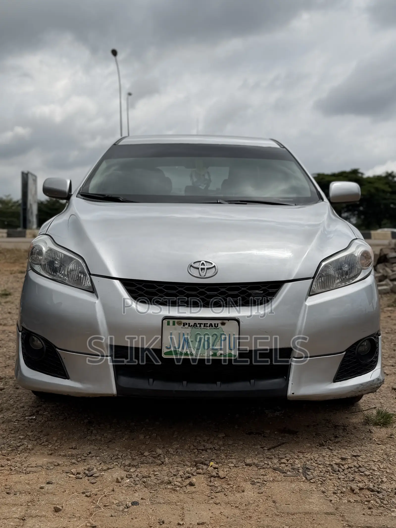 Toyota Matrix 2010 White