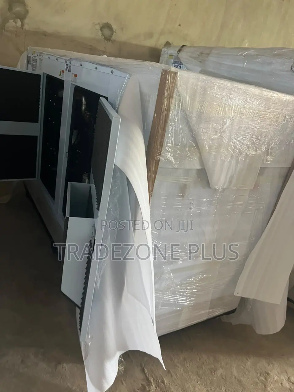 Perkins 200KVA Silent Generator – Suitable for Offices Shops