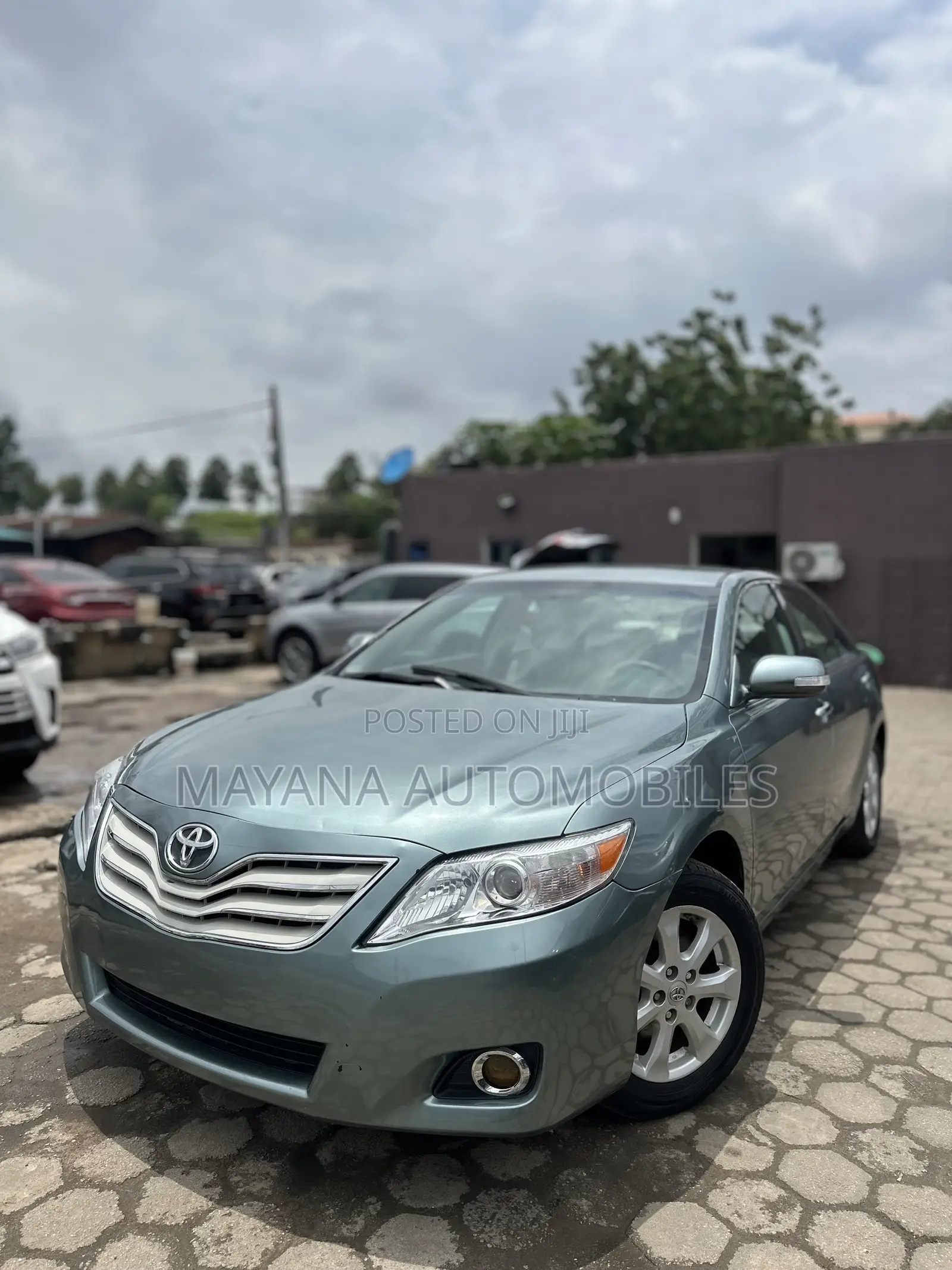 Toyota Camry LE 4dr Sedan (2.5L 4cyl 6AM) 2010 Green