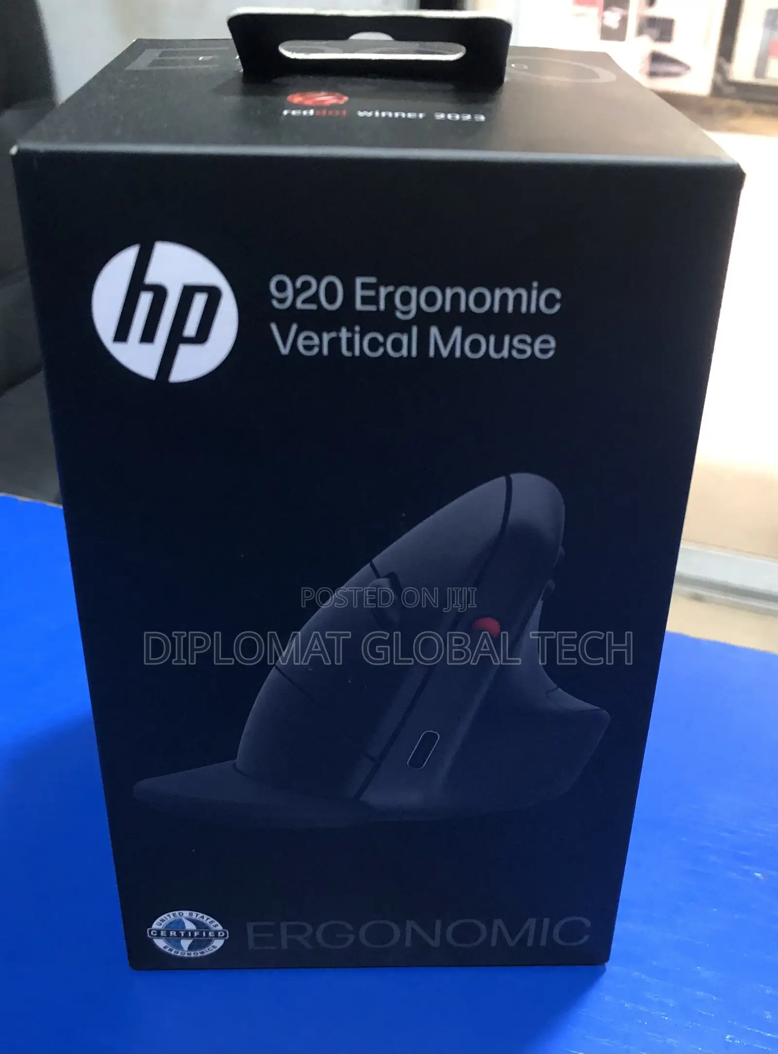 HP 920 Ergonomic Vertical Wireless Bluetooth Mouse