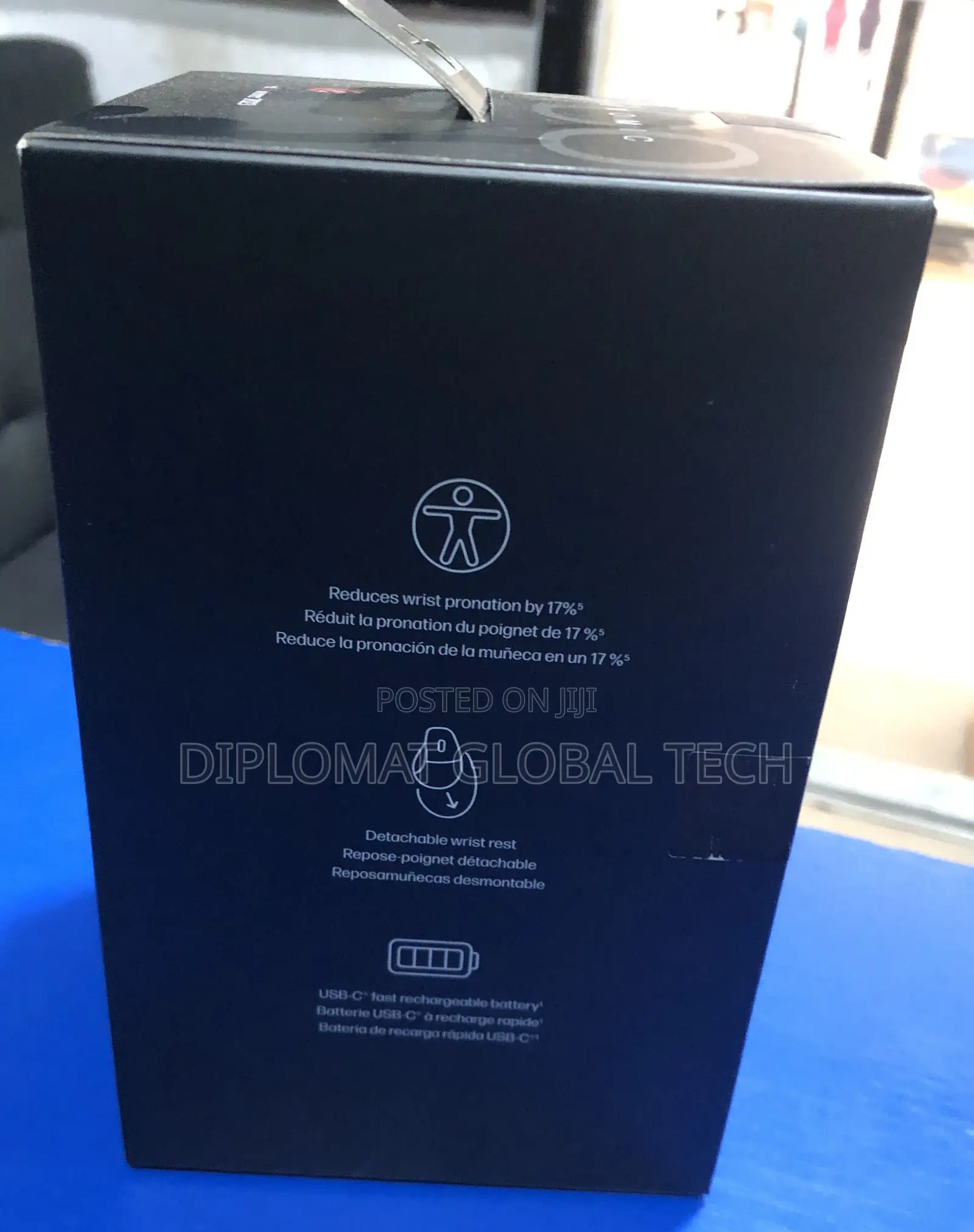 HP 920 Ergonomic Vertical Wireless Bluetooth Mouse