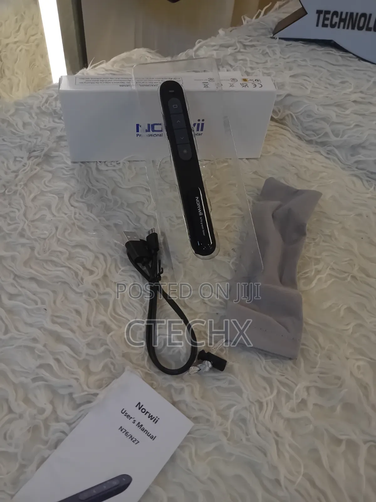 Norwii Rechargeable Wireless Presenter With Pointer for PowerPoint