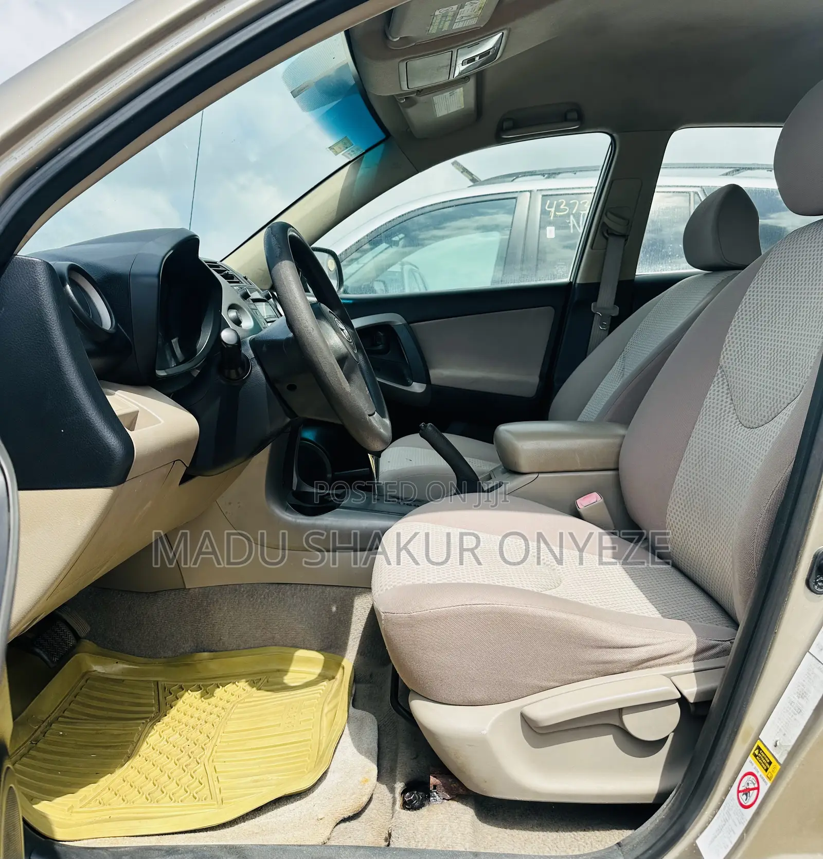 Toyota RAV4 2.0 VVT-i 2008 Gold