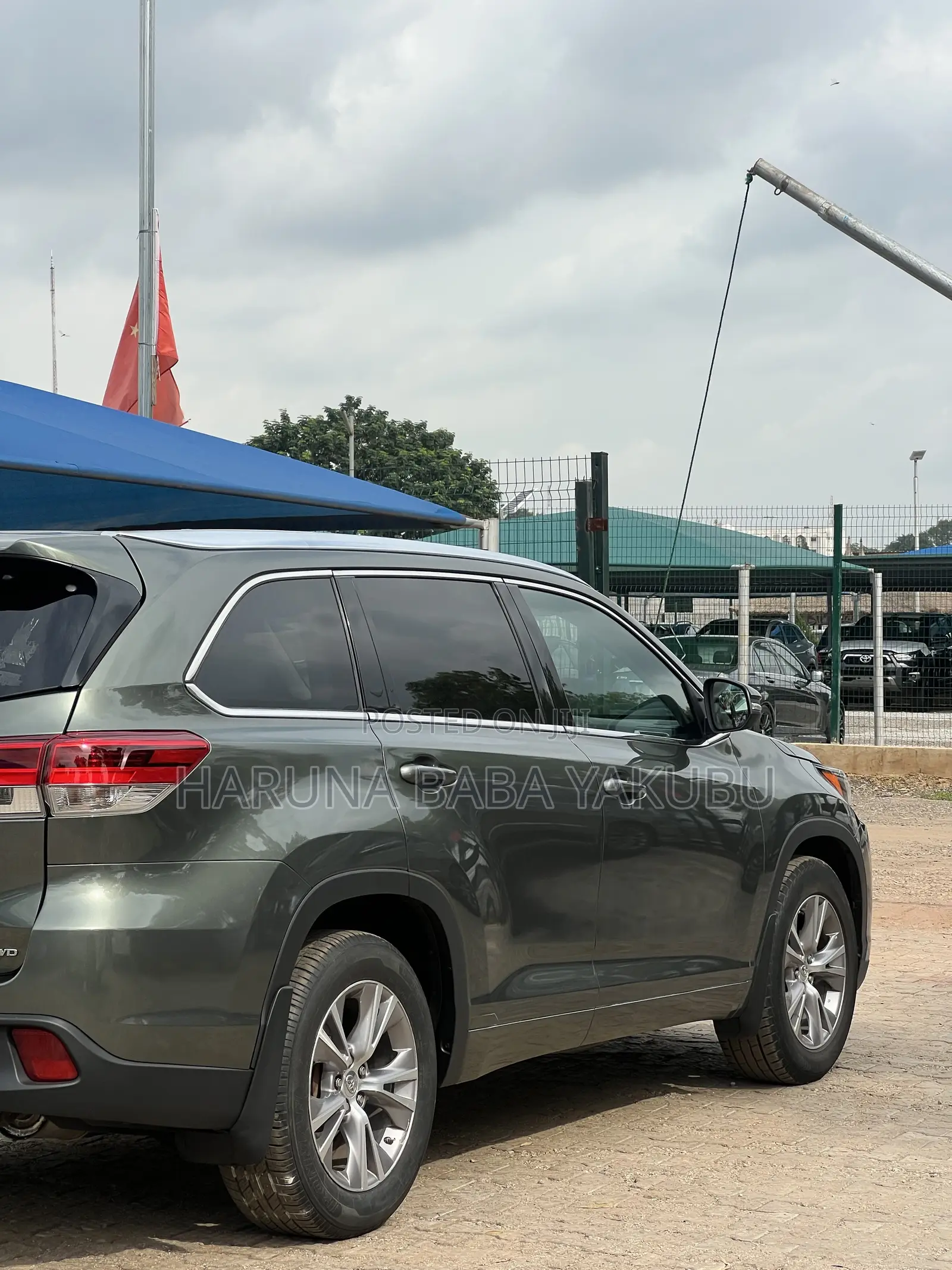 Toyota Highlander XLE 4x4 V6 (3.5L 6cyl 8A) 2017 Green