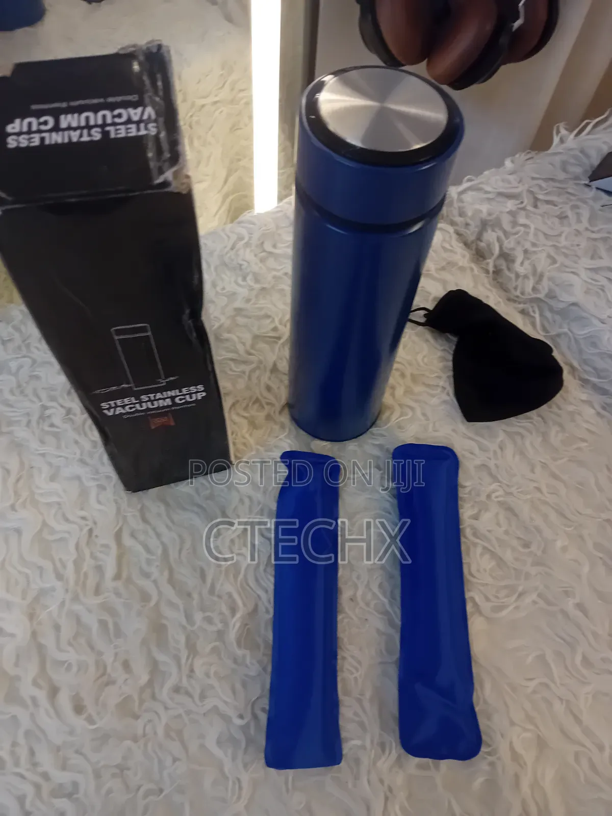 Vacuum Insulin Cooler Travel Case, Ice Pack TSA Approved. Blue