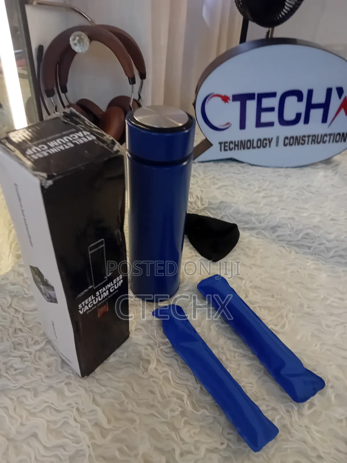 Vacuum Insulin Cooler Travel Case, Ice Pack TSA Approved. Blue