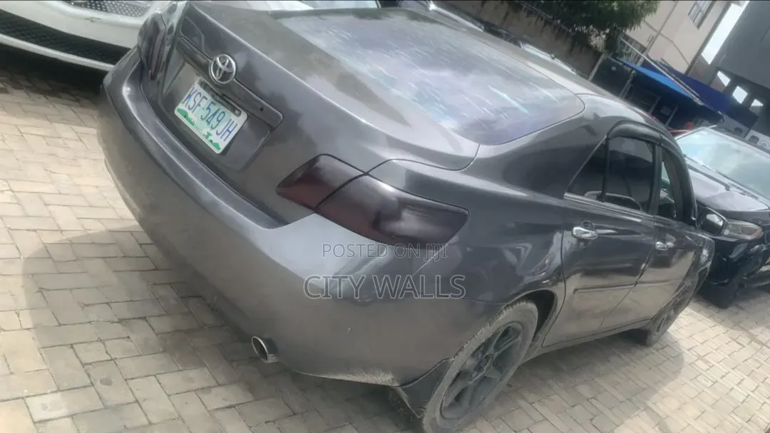 Toyota Camry 2008 Gray