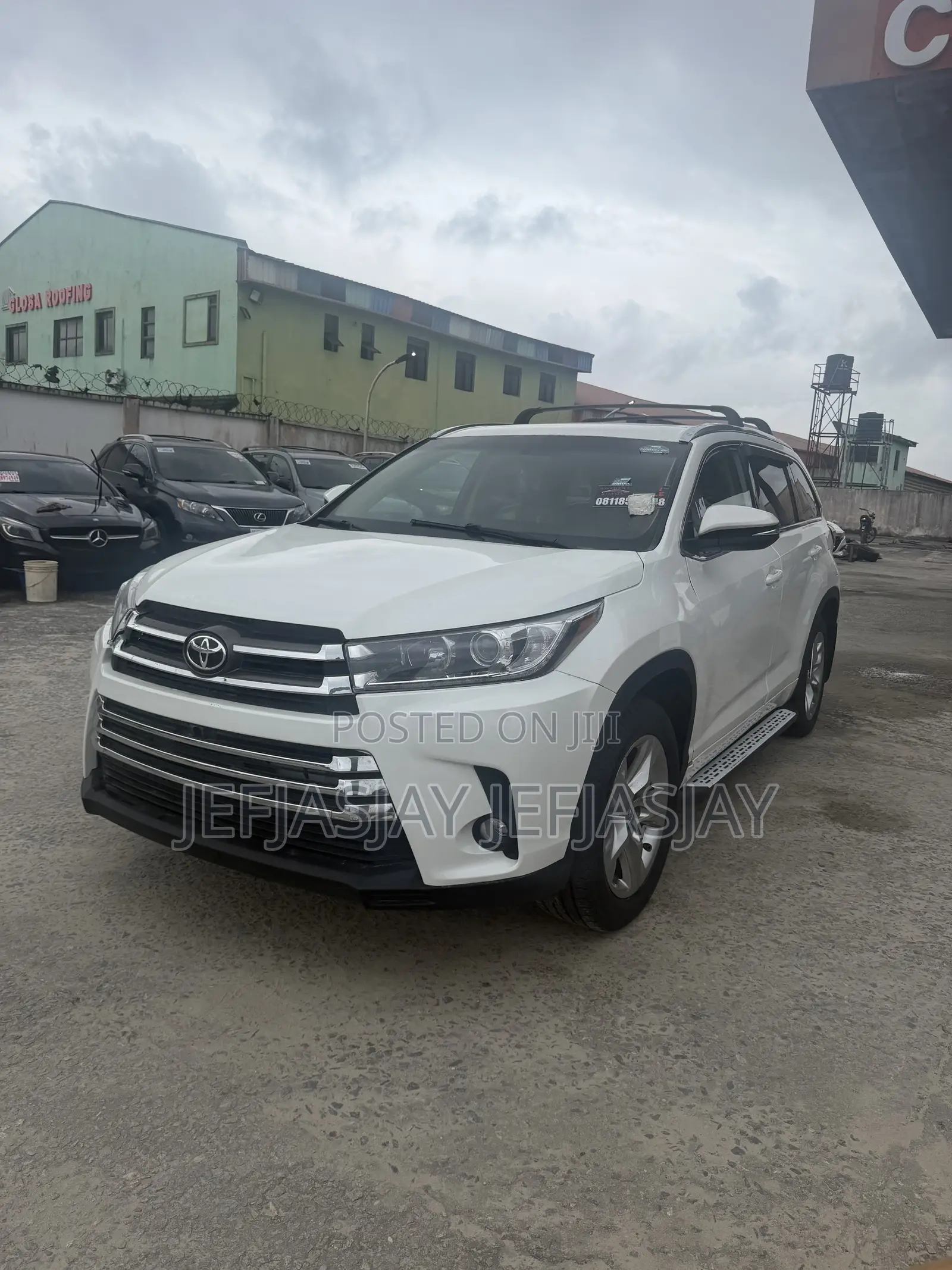 Toyota Highlander Limited Platinum 4dr SUV AWD (3.5L 6cyl 6A) 2015