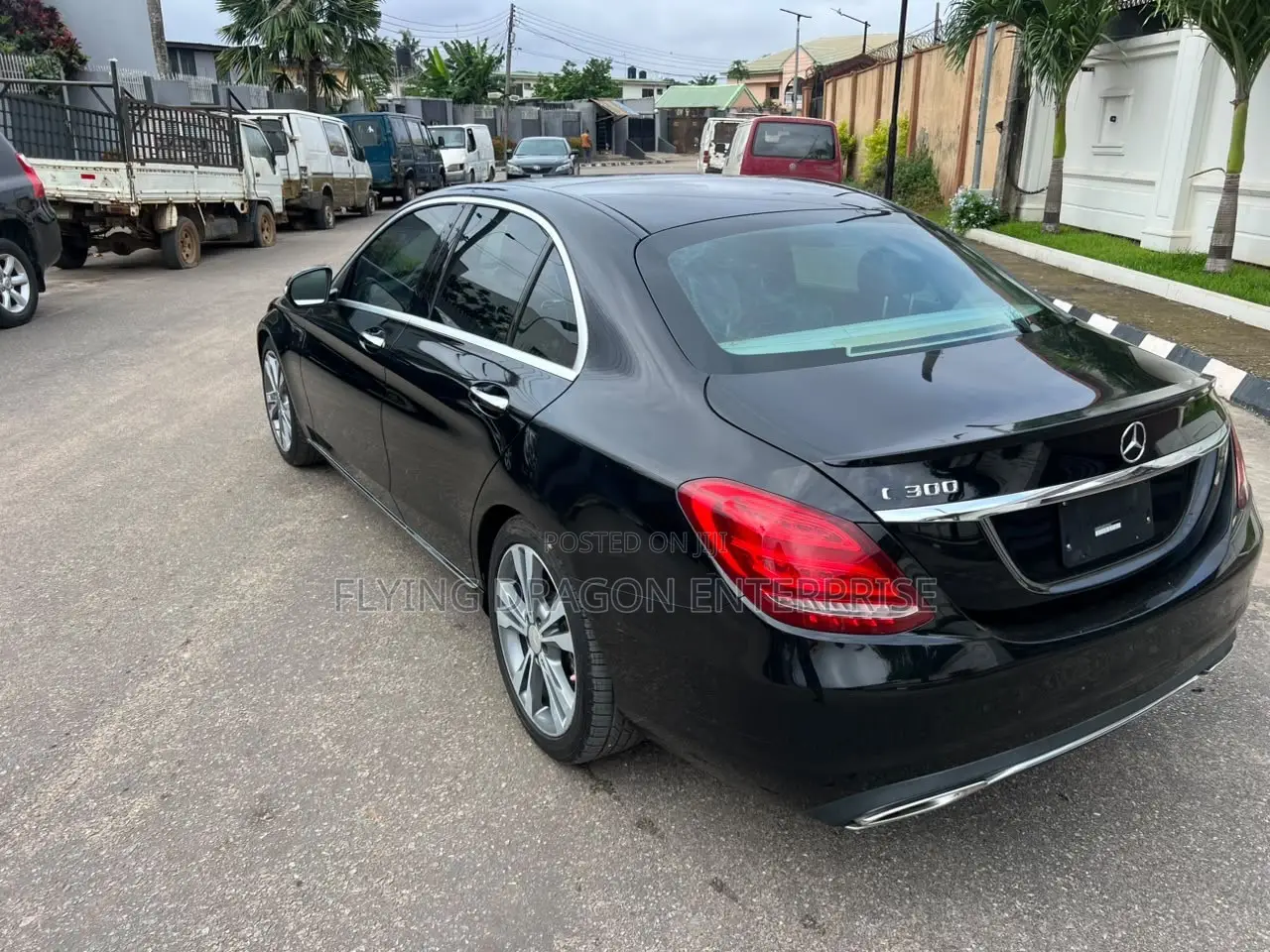 Mercedes-Benz C300 Luxury 4dr RWD Sedan (2.0L 4cyl 7A) 2015 Black