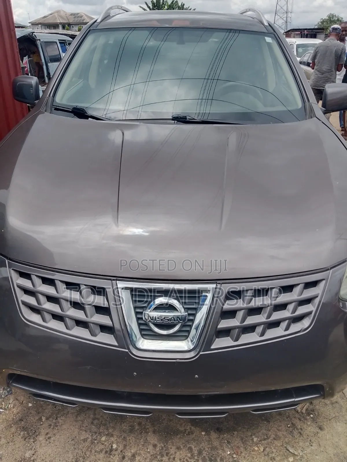Nissan Rogue S 2013 Brown