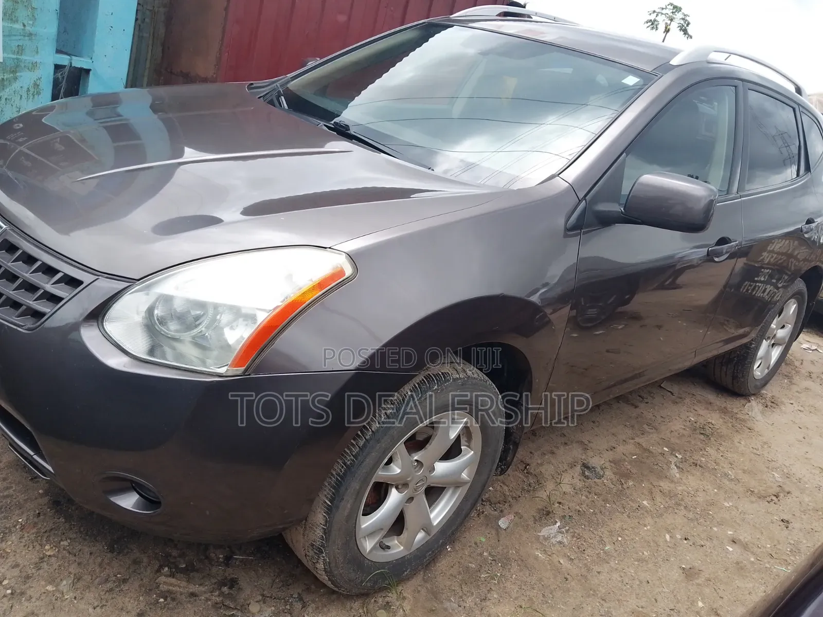 Nissan Rogue S 2013 Brown
