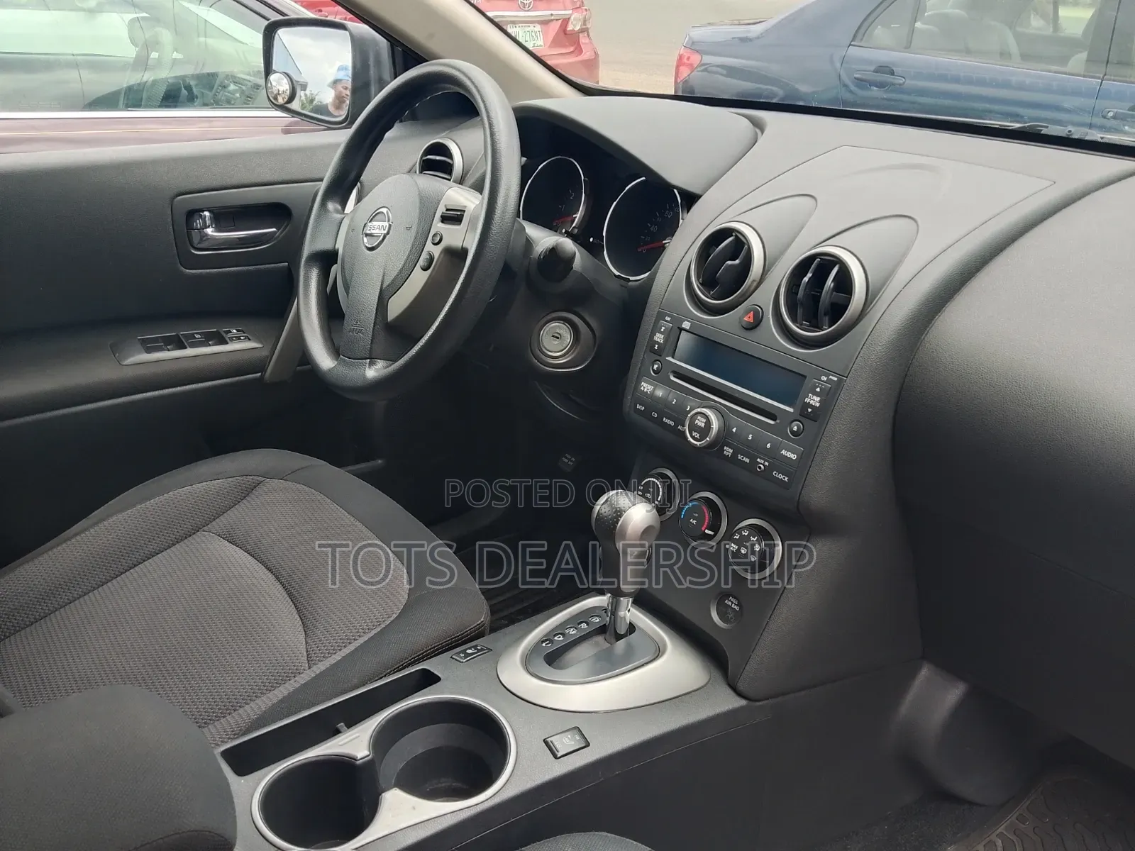 Nissan Rogue S 2013 Brown