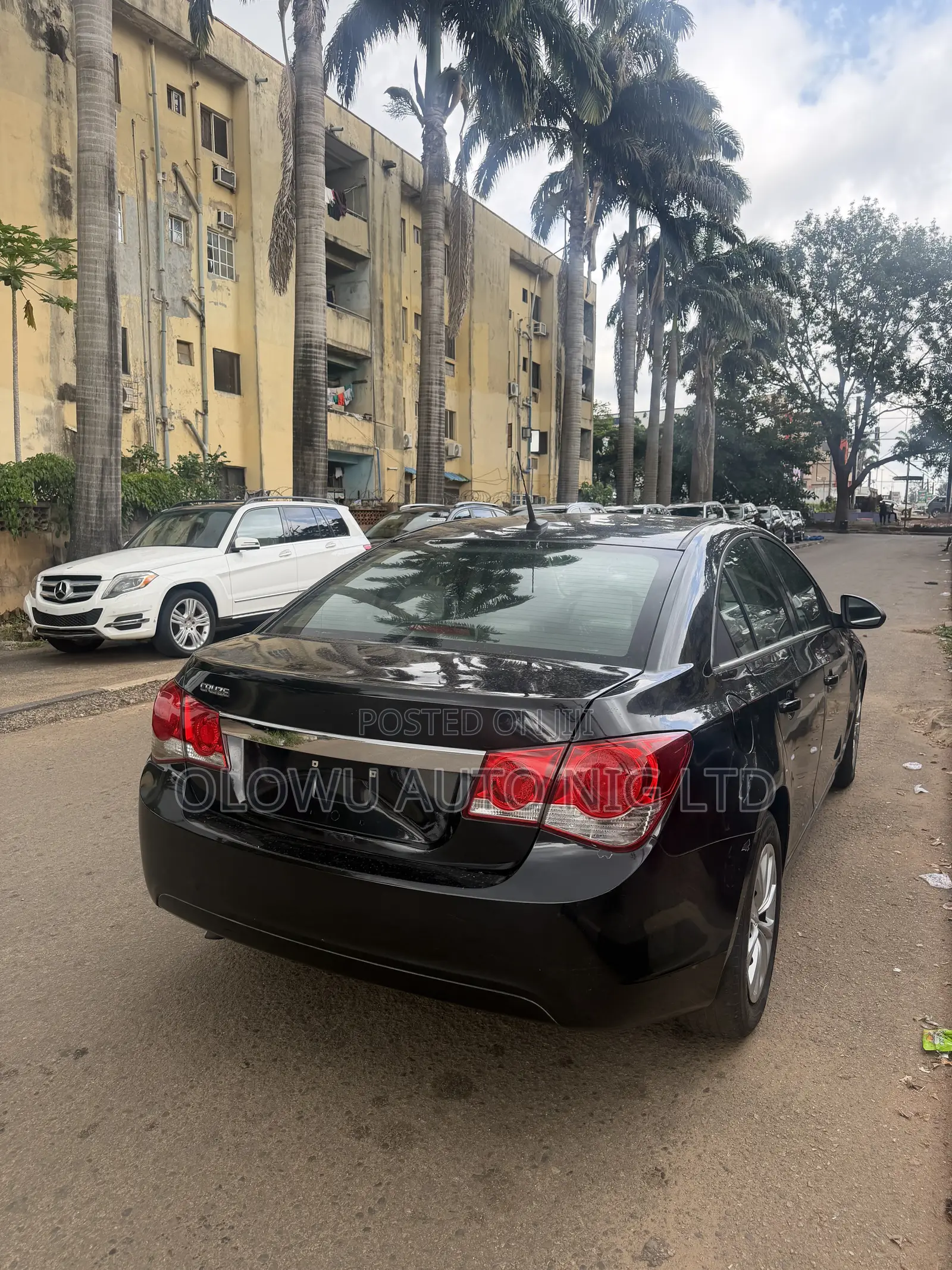 Chevrolet Cruze LTZ 2011 Black