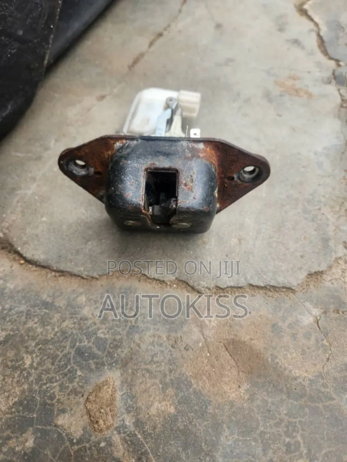 Bootlocker for CR-V2007/ Pilot 2009 to 2013 Available
