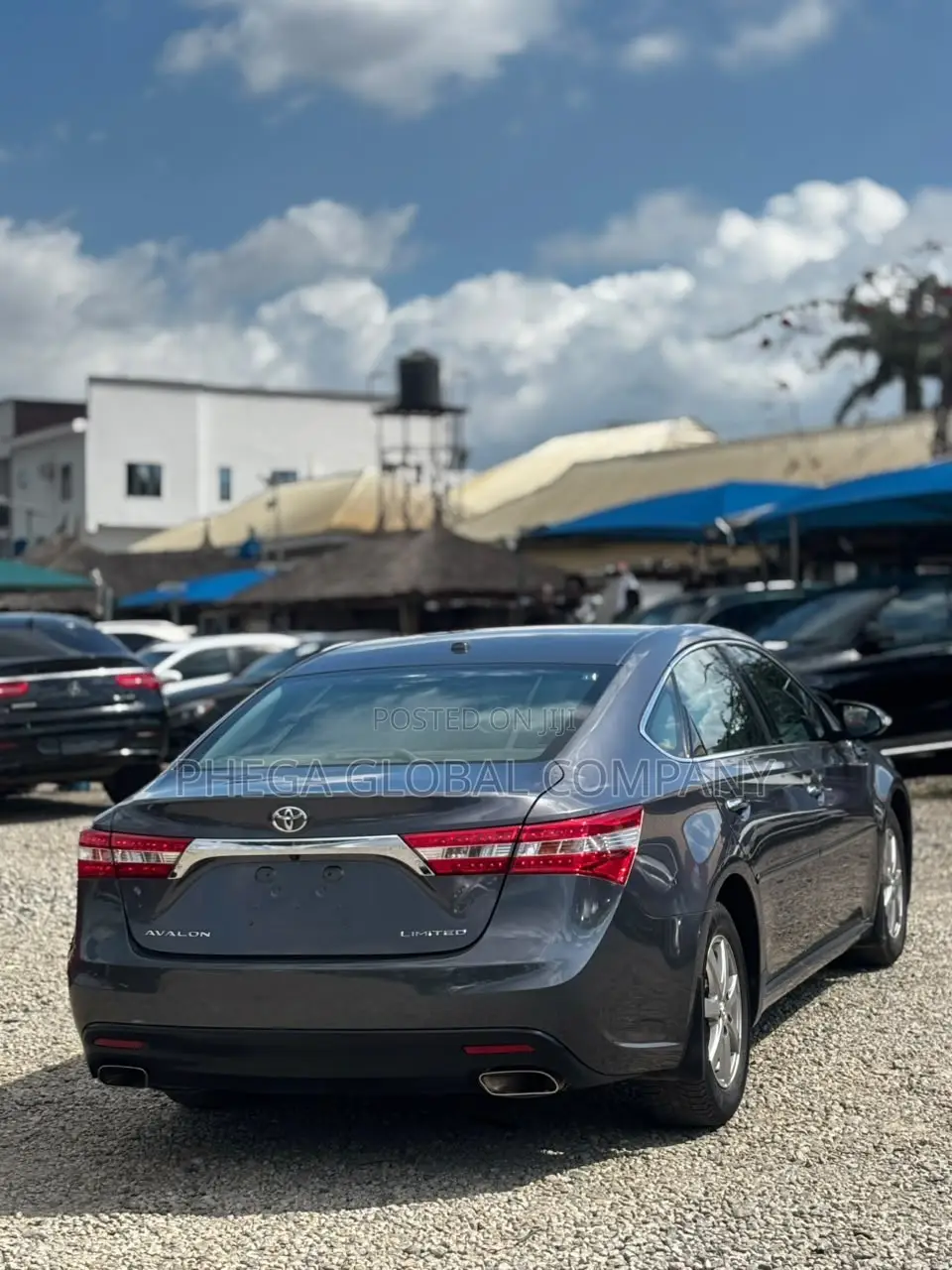 Toyota Avalon Limited 4dr Sedan (3.5L 6cyl 6A) 2014 Gray