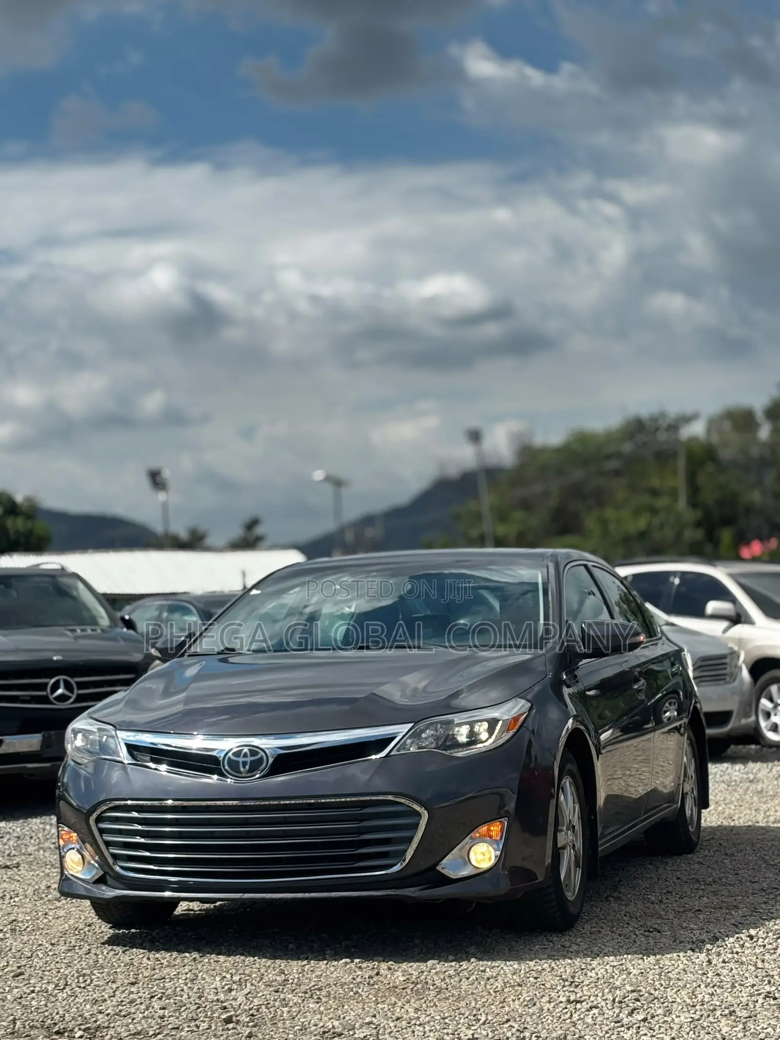 Toyota Avalon Limited 4dr Sedan (3.5L 6cyl 6A) 2014 Gray