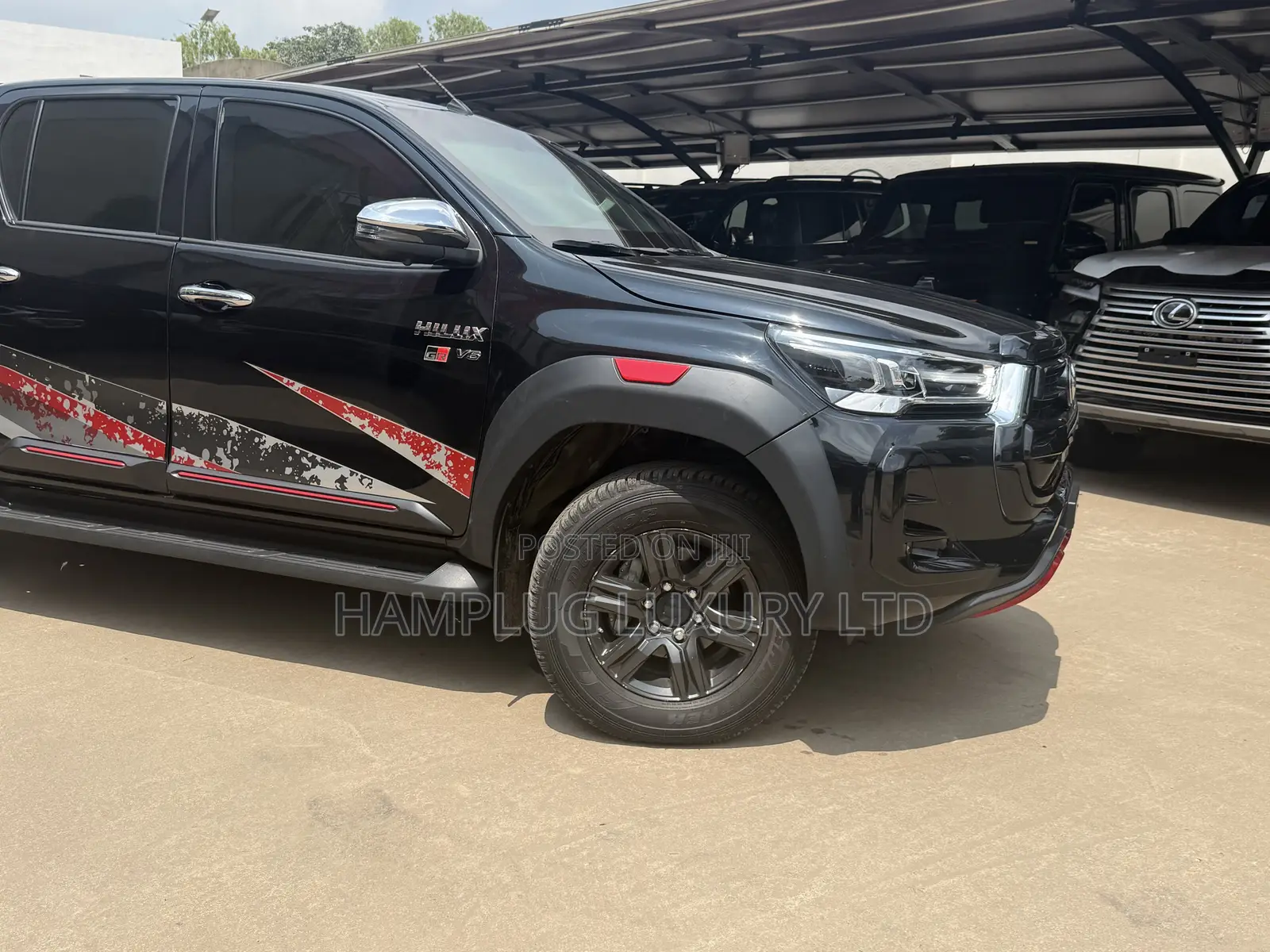 New Toyota Hilux 2026 Black