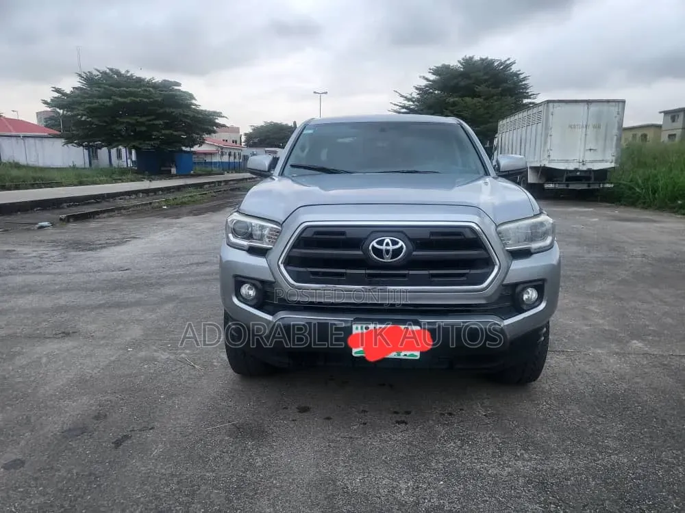 Toyota Tacoma 4dr Double Cab 2016 Gray