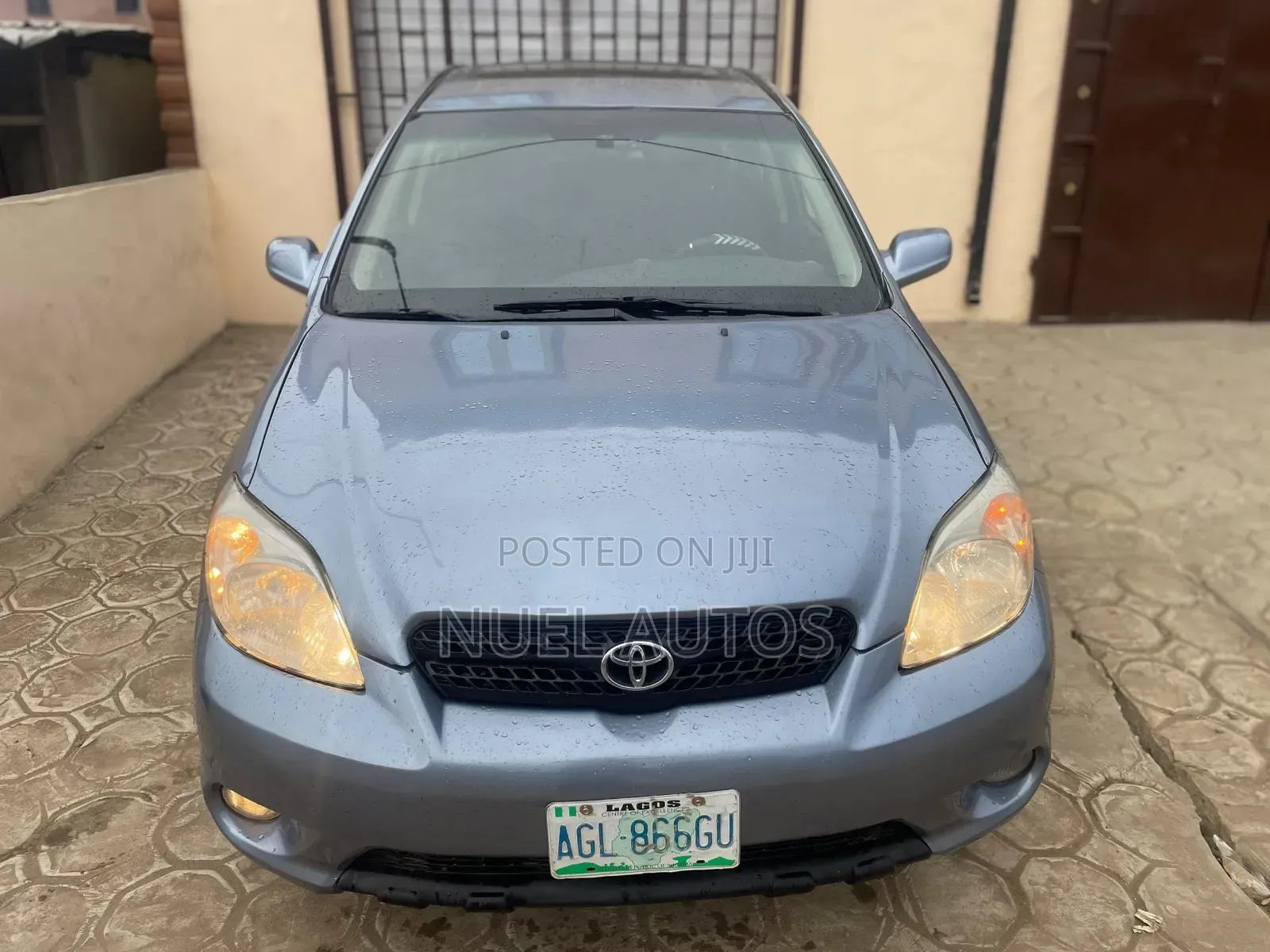 Toyota Matrix Hatchback AWD (1.8L 4cyl 4A) 2005 Blue