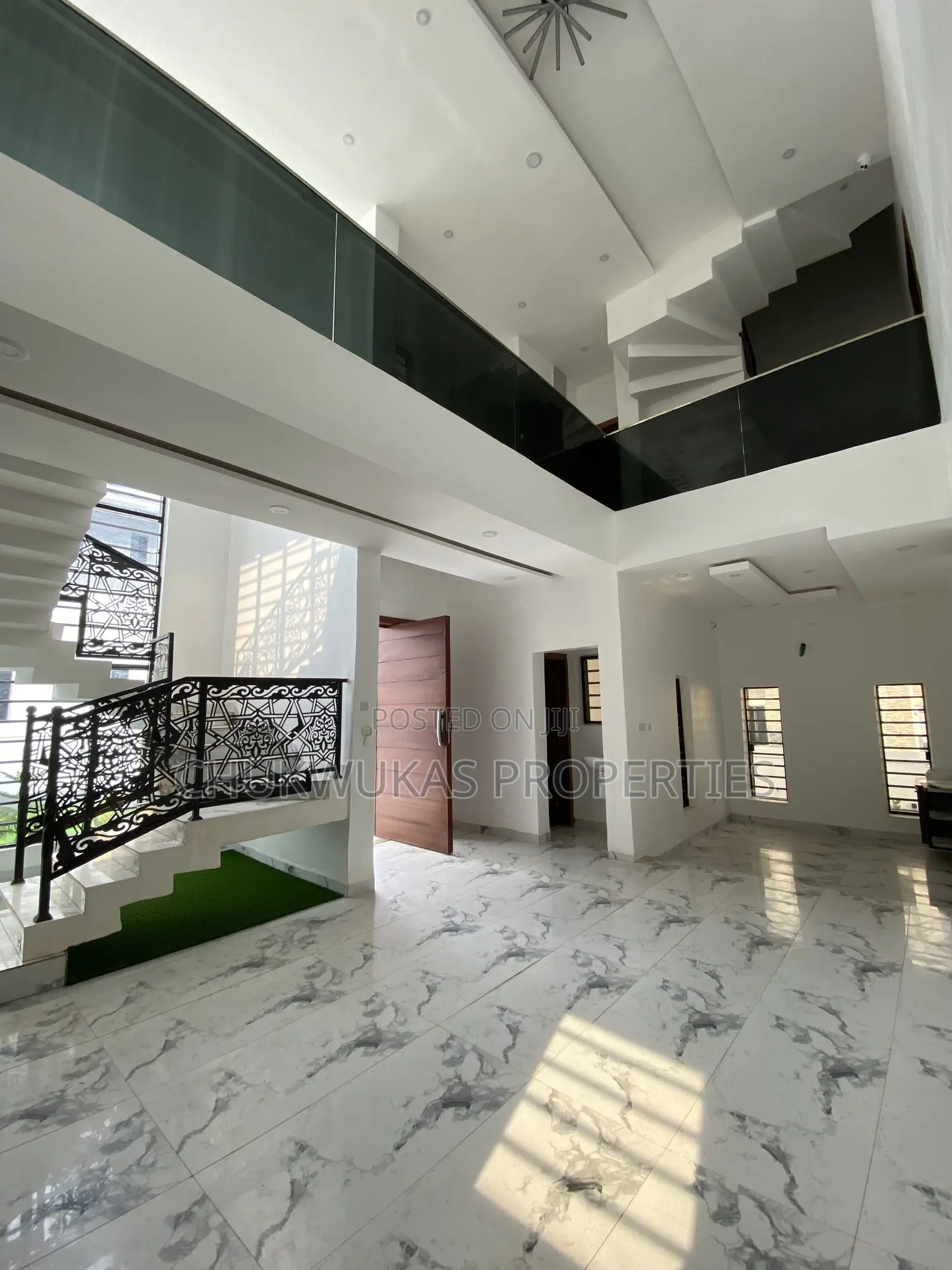 5bdrm Duplex in Crystal Court Estate, Enugu for sale