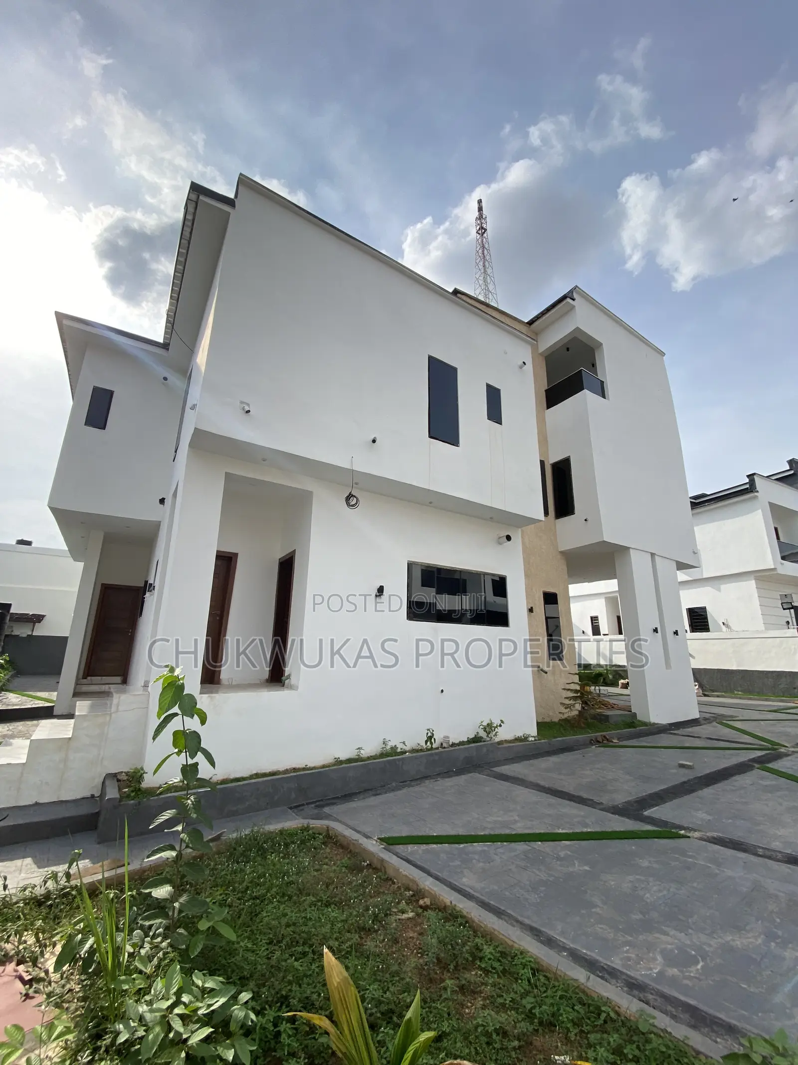 5bdrm Duplex in Crystal Court Estate, Enugu for sale