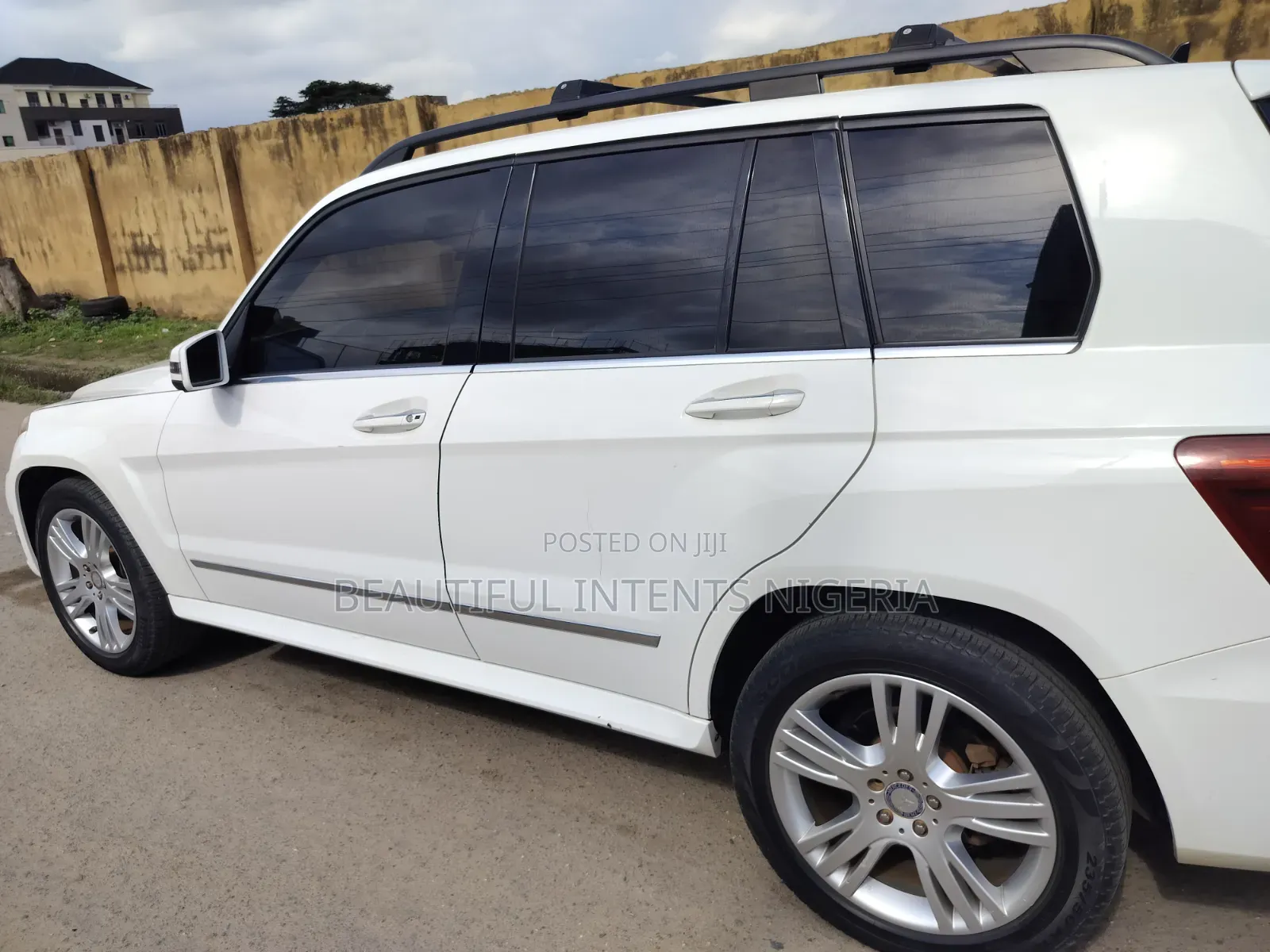 Mercedes-Benz GLK-Class Base GLK 350 4dr AWD 4MATIC (3.5L 6cyl 7A) 2015