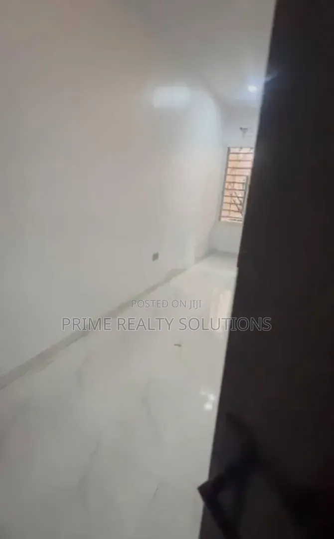 1bdrm Shared Apartment in Lekki Expressway for rent