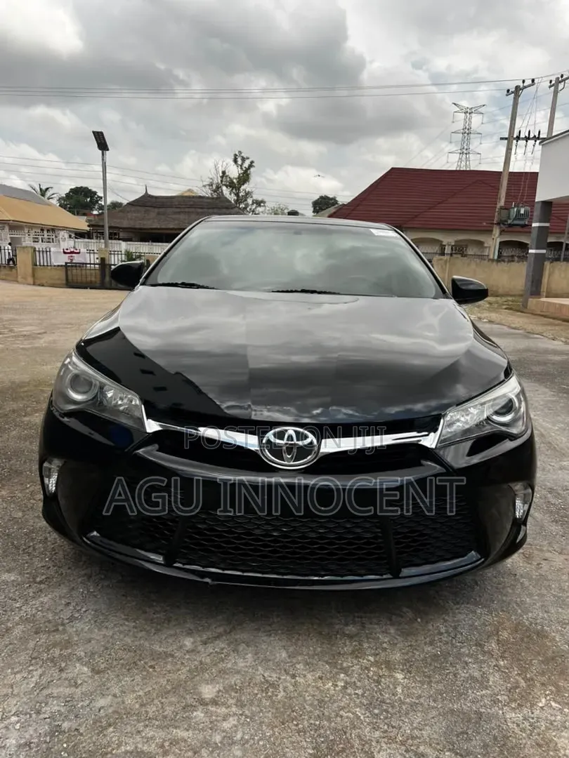 Toyota Camry SE 4dr Sedan (2.5L 4cyl 6A) 2016 Black