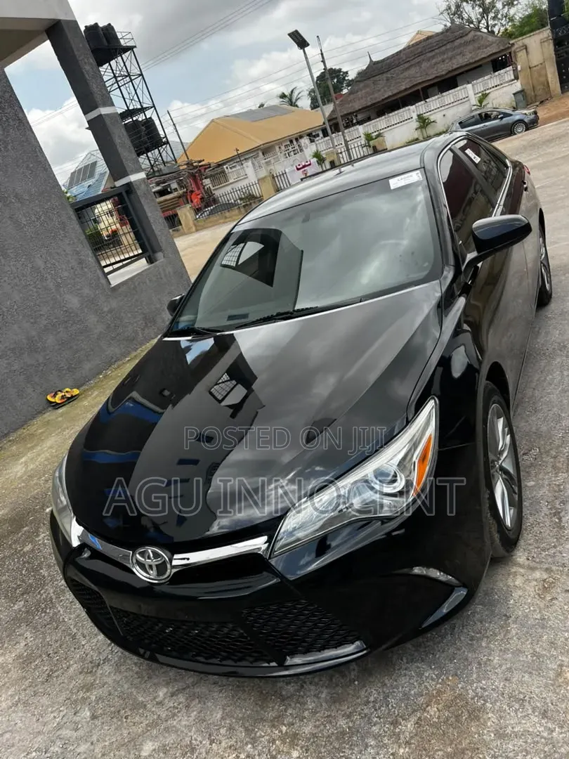 Toyota Camry SE 4dr Sedan (2.5L 4cyl 6A) 2016 Black