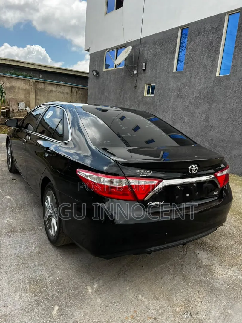 Toyota Camry SE 4dr Sedan (2.5L 4cyl 6A) 2016 Black