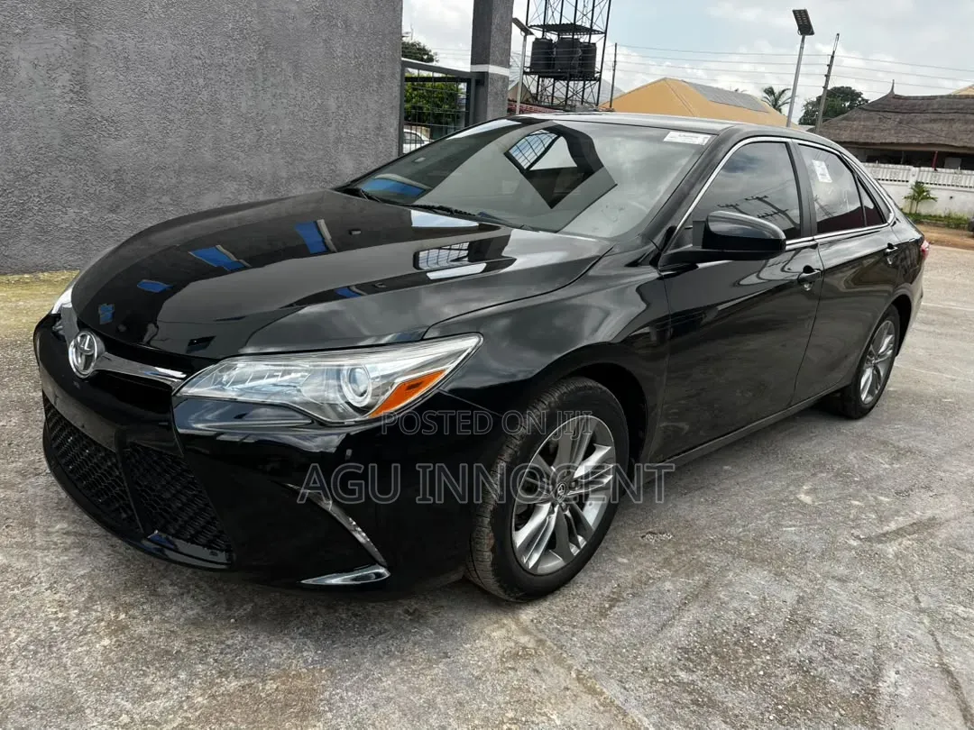Toyota Camry SE 4dr Sedan (2.5L 4cyl 6A) 2016 Black
