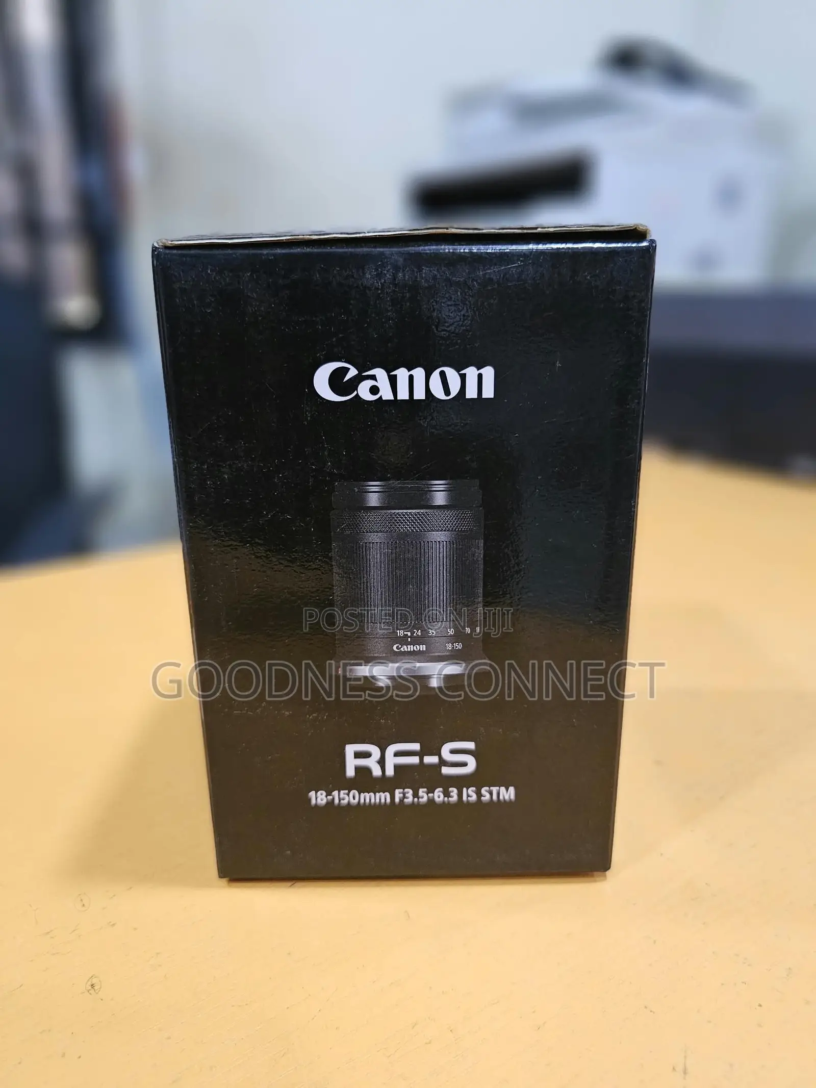 Canon Rf-S 18–150mm F3.5–6.3 Is STM