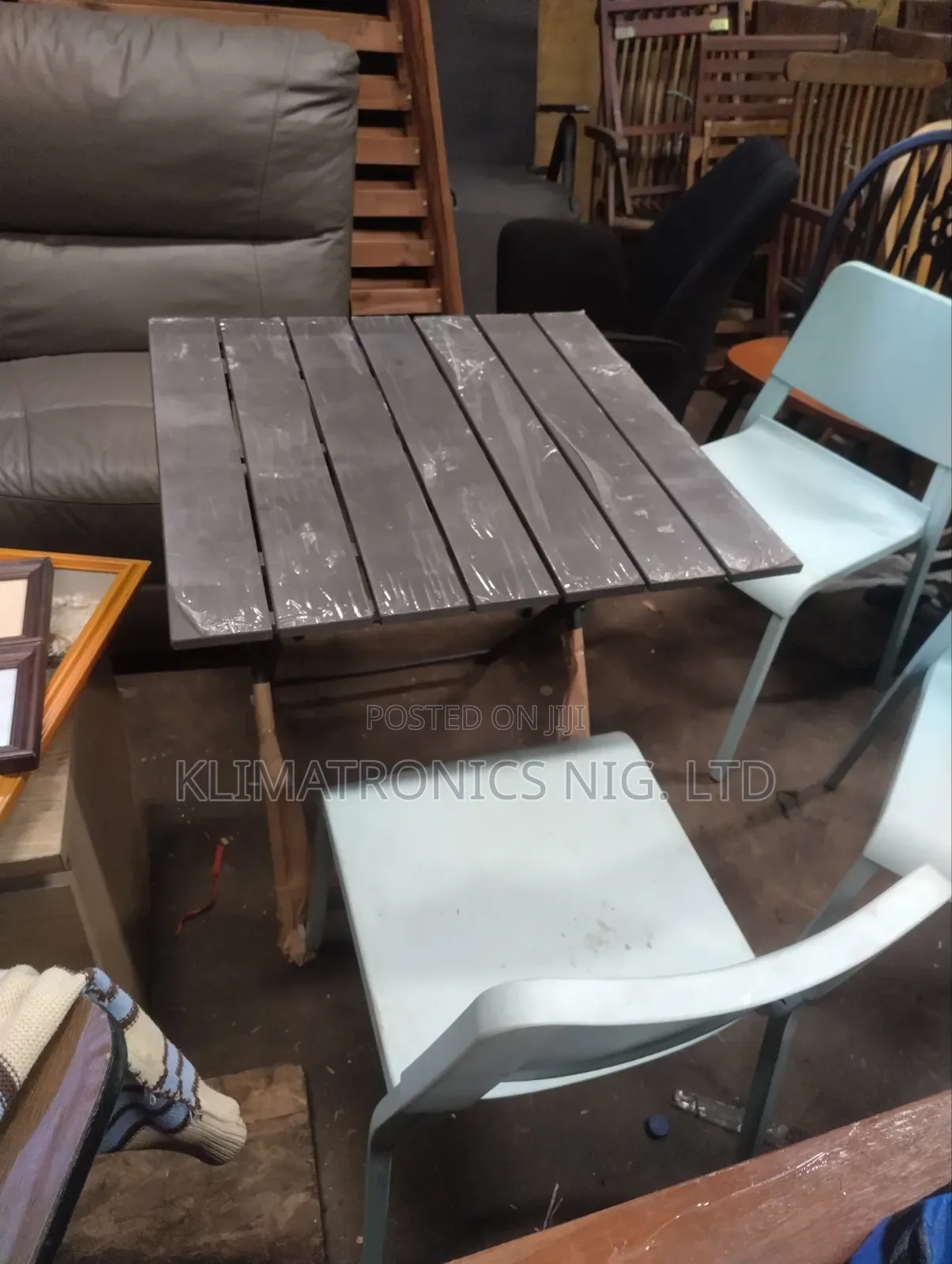 Quality Foreign Outdoor Table