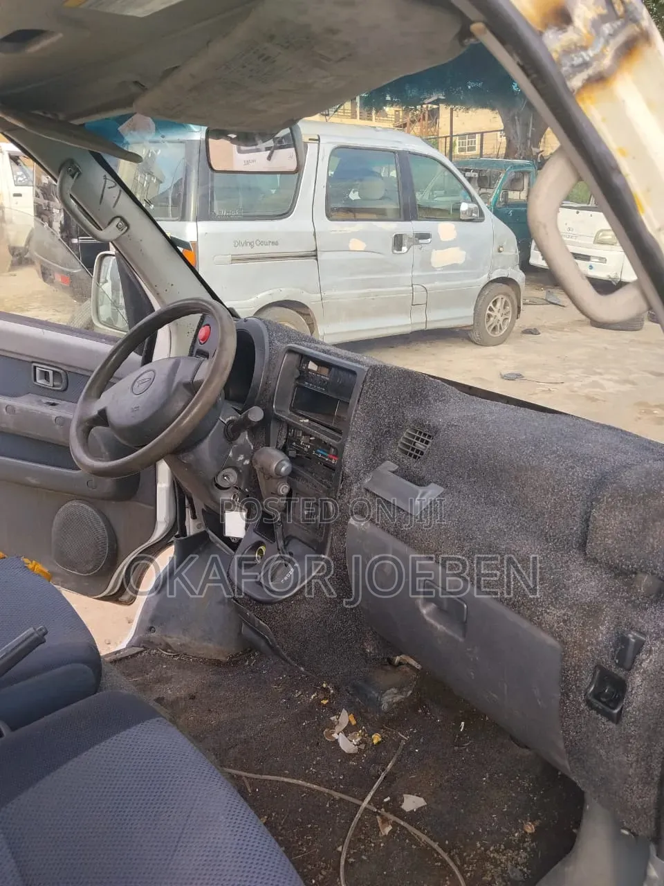 Daihatsu Hijet 2010 White