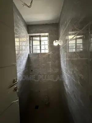 2bdrm Bungalow in Efab Verizon Estate for rent