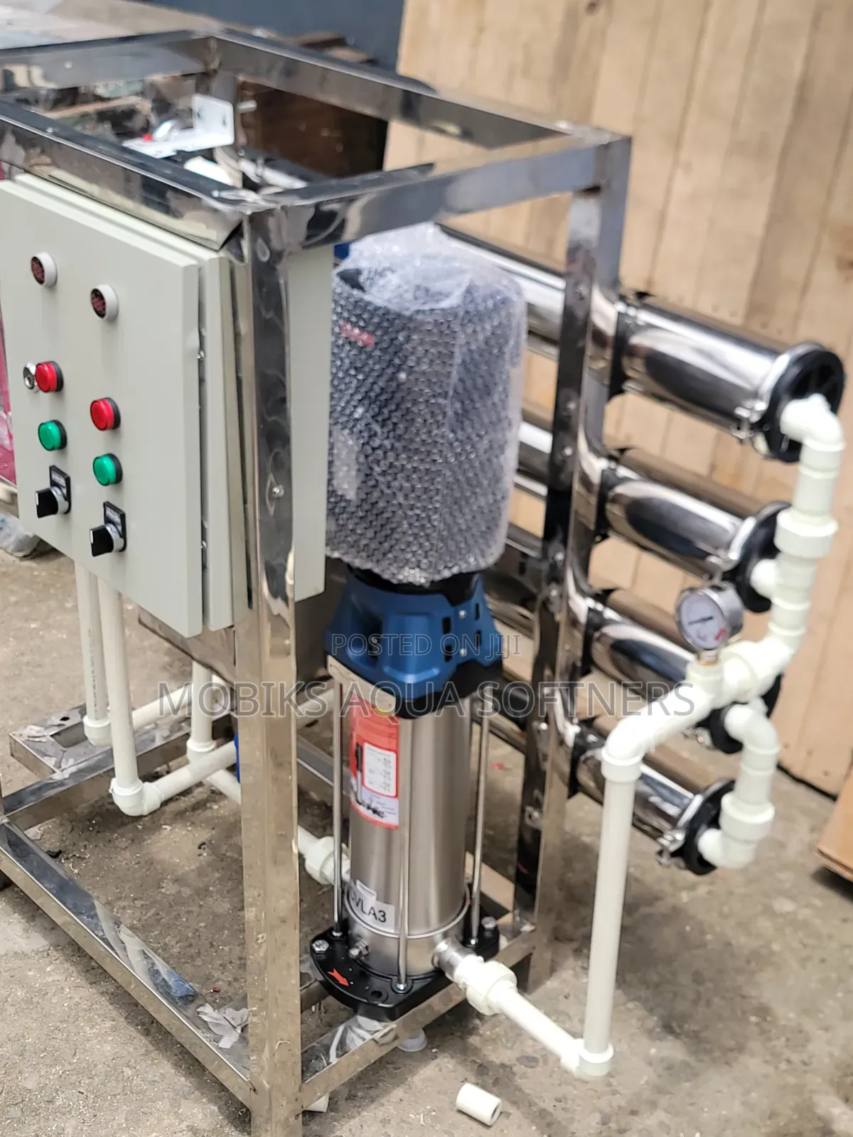 4 Membrane Reverse Osmosis Machine (1000 Liters Per Hour)
