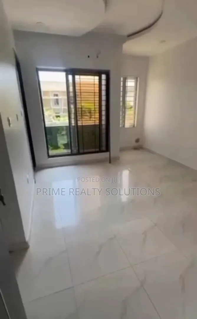 1bdrm Shared Apartment in Lekki Expressway for rent