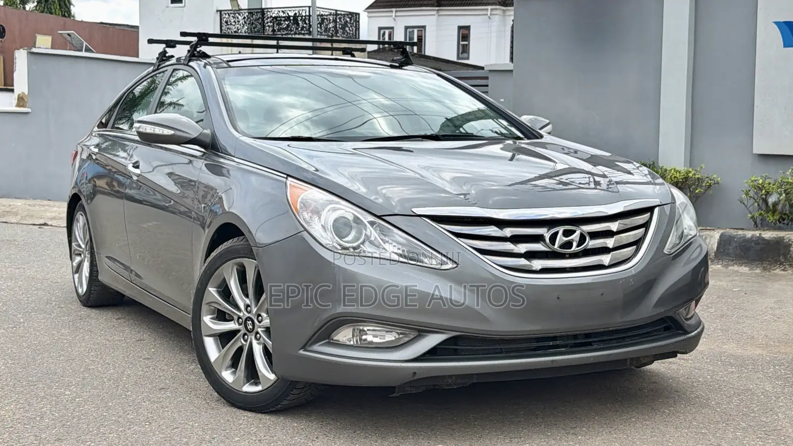 Hyundai Sonata Limited 2.0T Sedan (2.0L 4cyl 6A) 2013 Gray